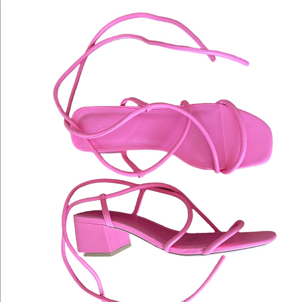 Hot Pink ankle strap sandals from H&M. Size 10 (40)